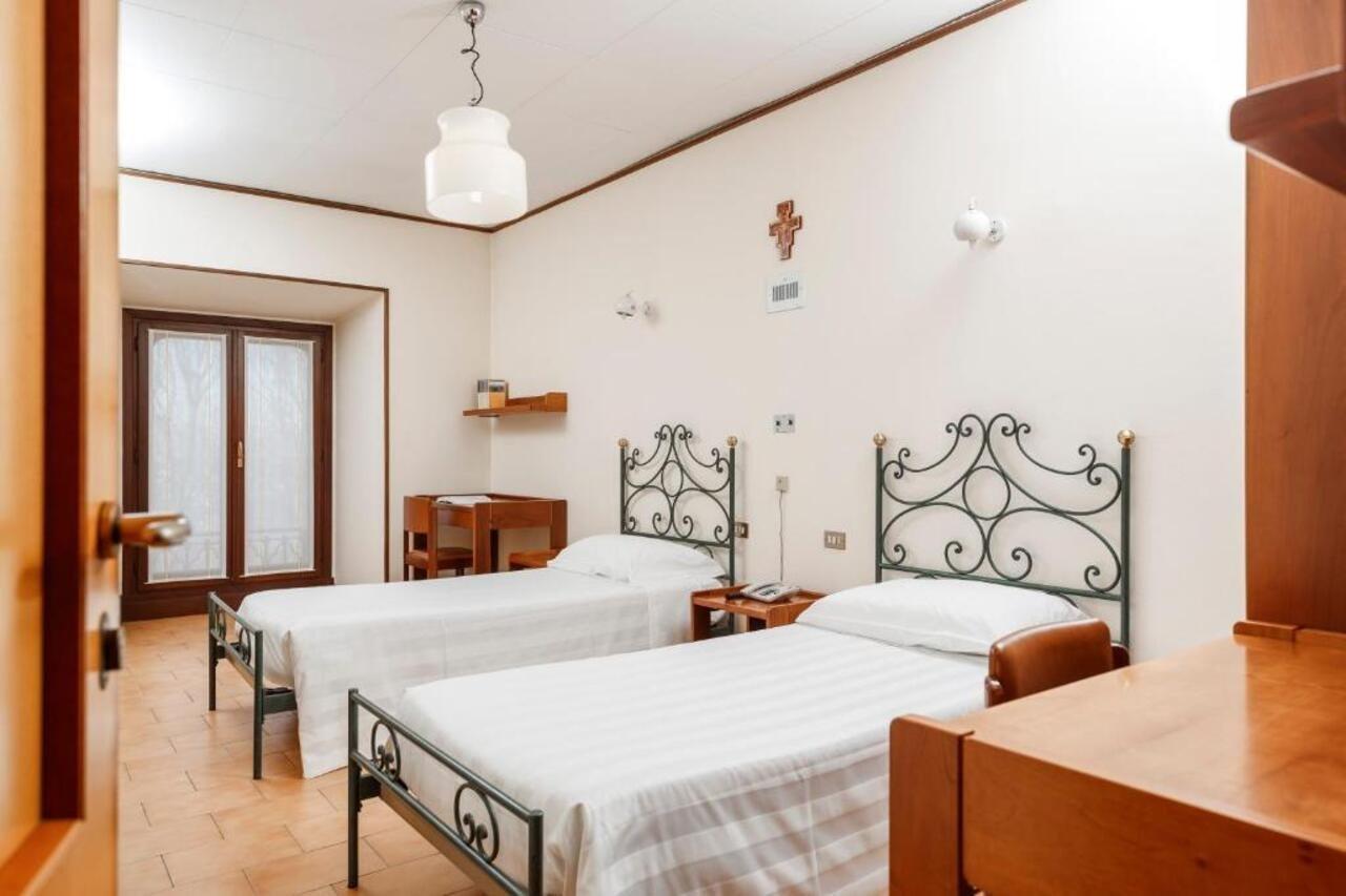 Il Convento Di Villa San Fermo 洛尼戈 外观 照片