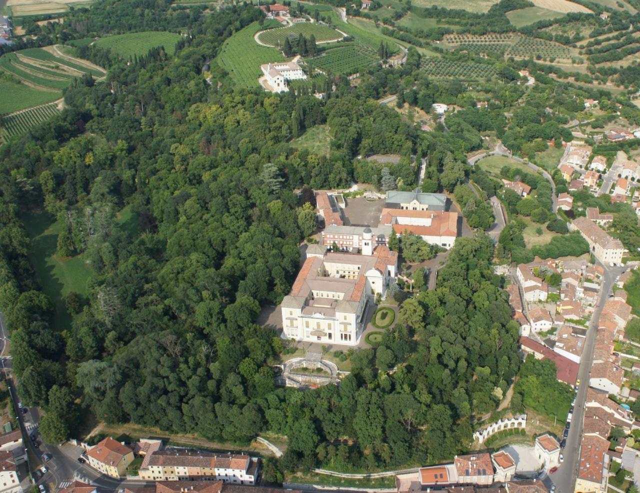 Il Convento Di Villa San Fermo 洛尼戈 外观 照片