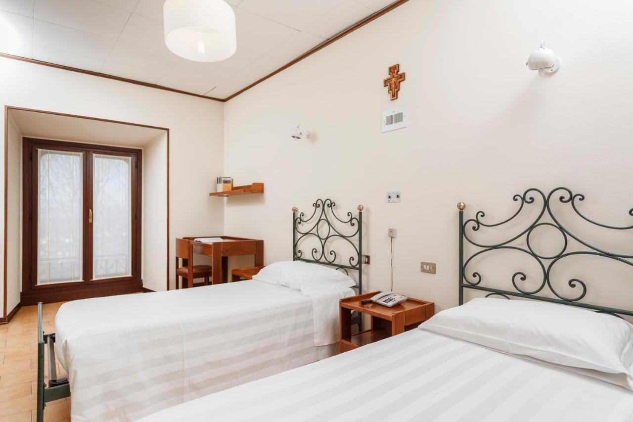 Il Convento Di Villa San Fermo 洛尼戈 外观 照片